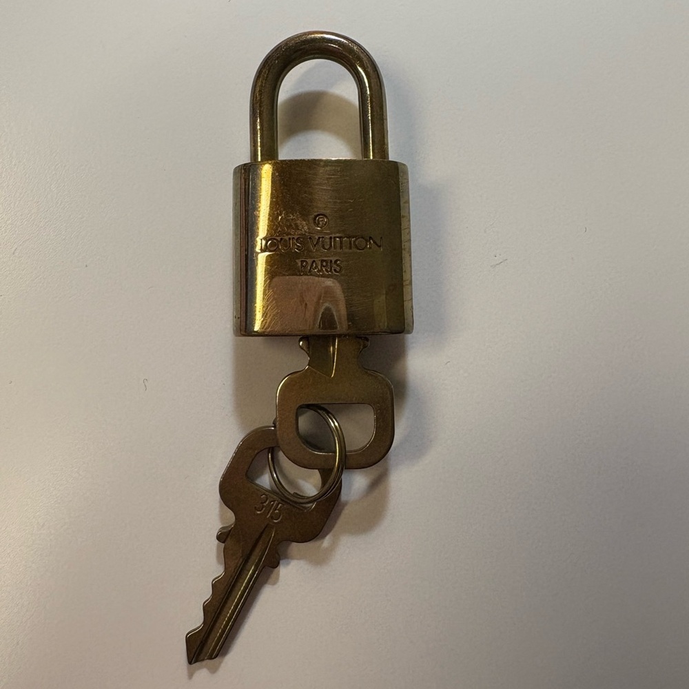 Louis Vuitton Lock with Key 315